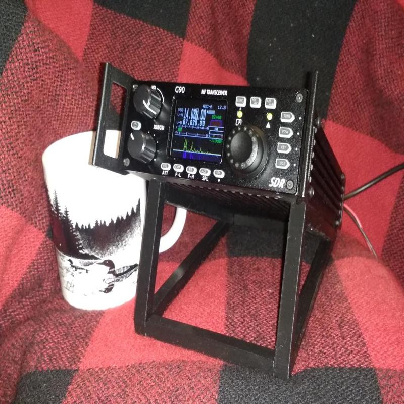 Simple Xiegu G90 radio stand