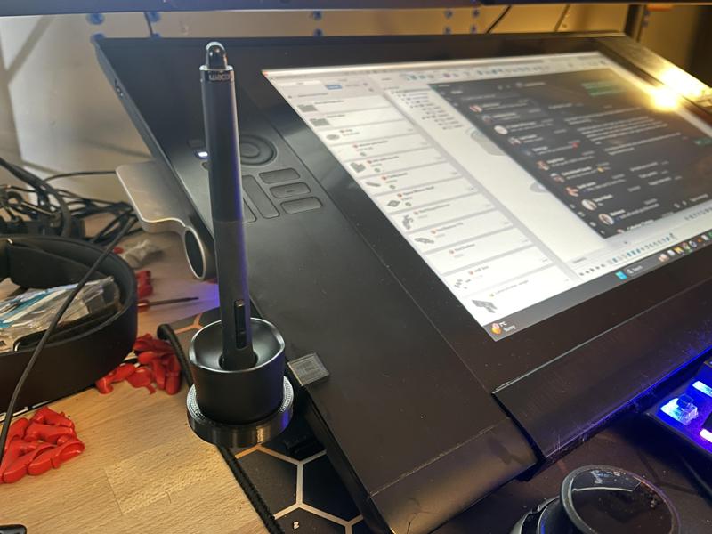 Wacom Cintiq 24HD Tilt Adjustable Pen Cup Holder