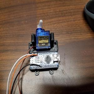 Arduino Nano and SG90 Servo Holder