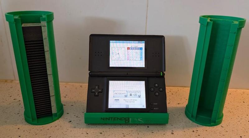 Nintendo DS Cartridge Tower - Pipe Style