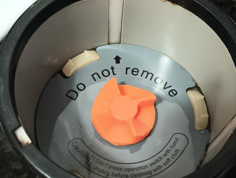 "Magic Bullet" blender motor coupling spinner