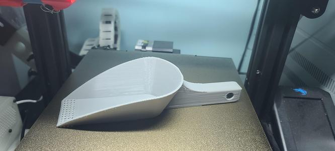 Hangable Salt Shovel