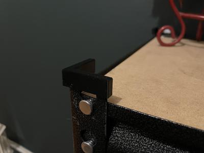 32mm Angle Iron Shelf Cap