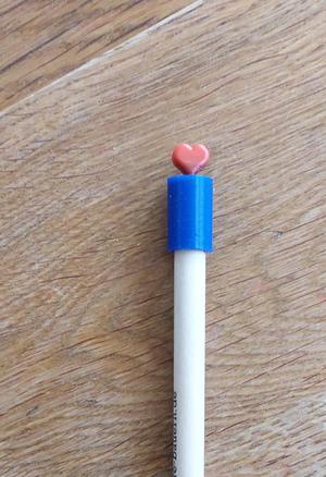 Pencil topper heart