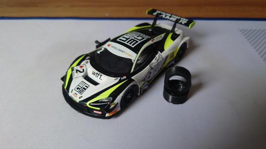 Carrera 132 Digital McLaren 720s GT3 Reartires