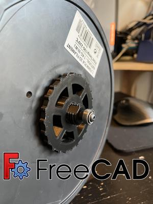 Spooler Hub with a quick thread design