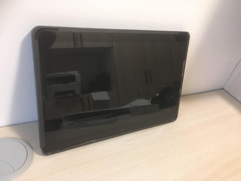 Obal na tablet iGET W102