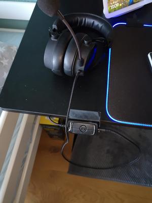 HyperX Tischhalterung