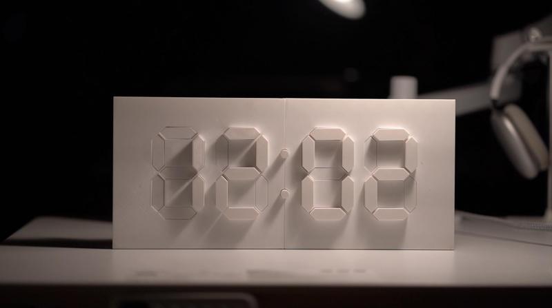 Digital & Analog Timepiece