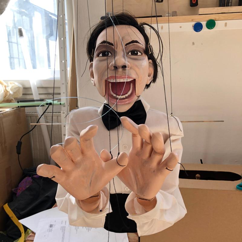 Johnny Eck – Whole marionette