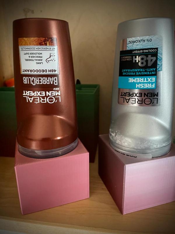 L'Oreal Men Expert Deodorant - upside-down-stand