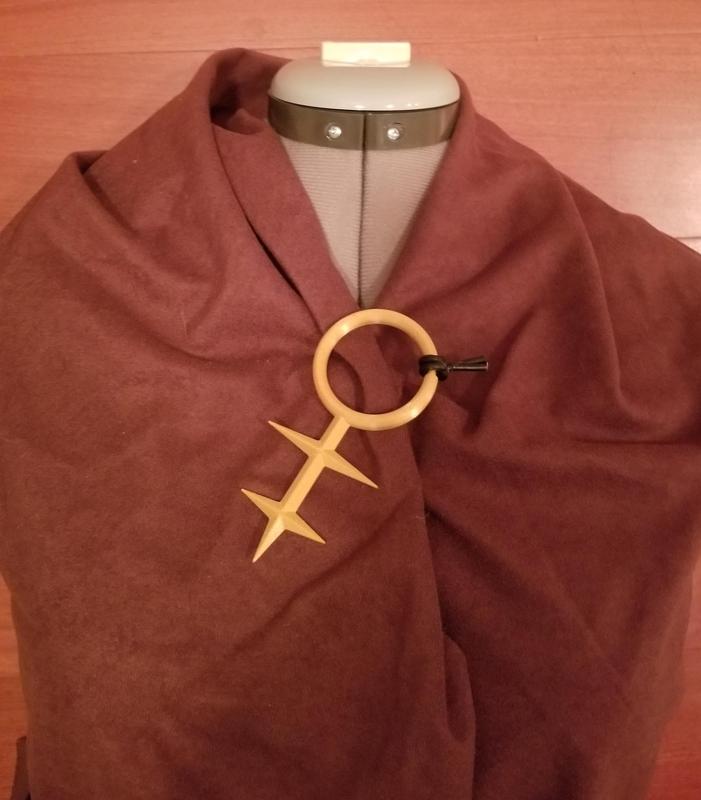 Cloak Clasp – The Promised Neverland