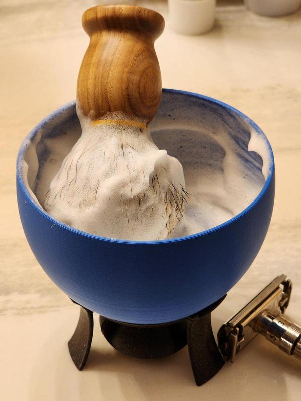 Shaving/Lathering Bowl with handle & stand
