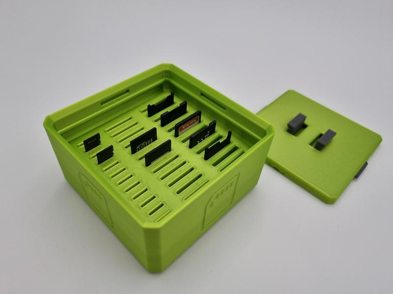 The PinchBox for SD Cards