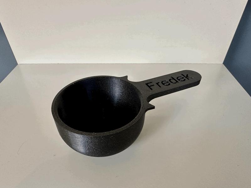 Cat food scoop