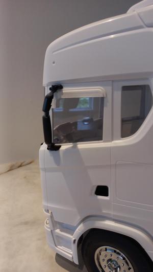 SCANIA S wind deflector