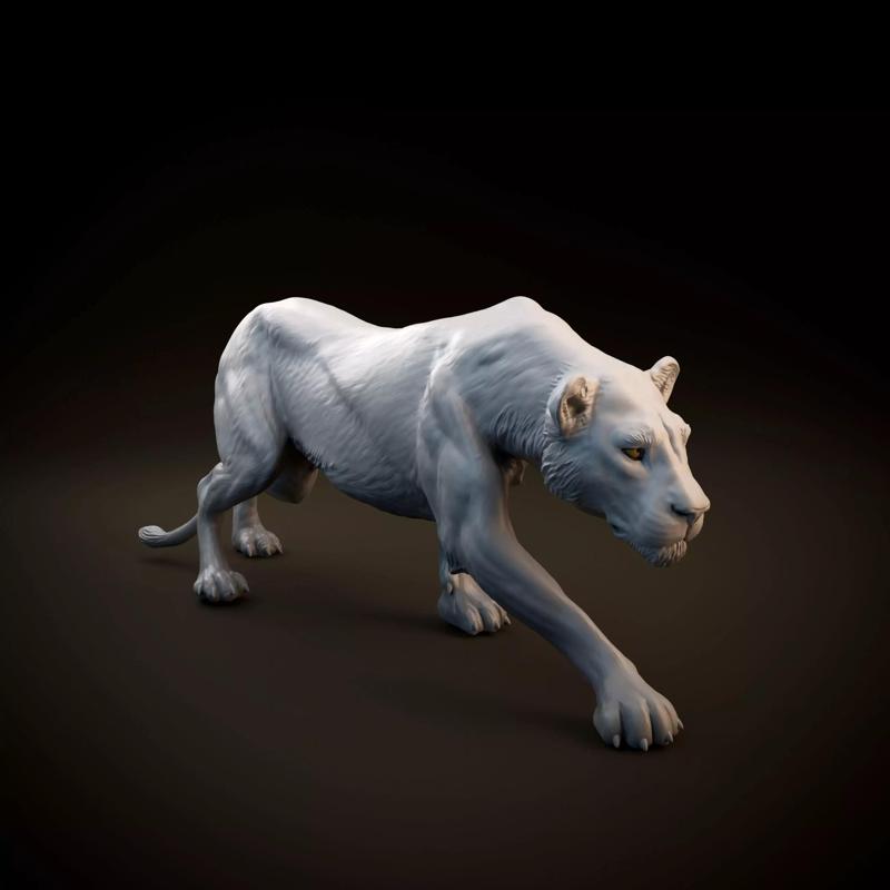 Lioness sneaking intended for 3D printing - pre supported