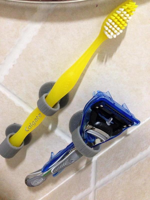 Toothbrush holder
