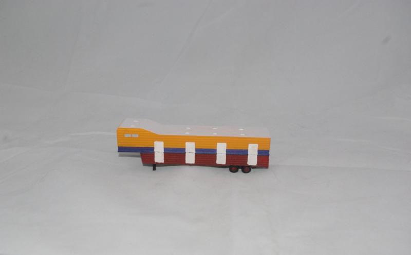 1/87 (HO) Scale - Circus Caravan 3
