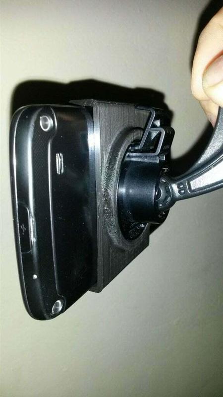 S4 active mount on a Garmin suction cup