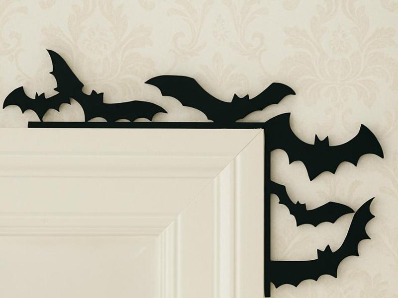 bats halloween door corner