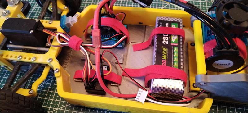 Evolution chassis 1/10 DKS Basic from DukeDoks