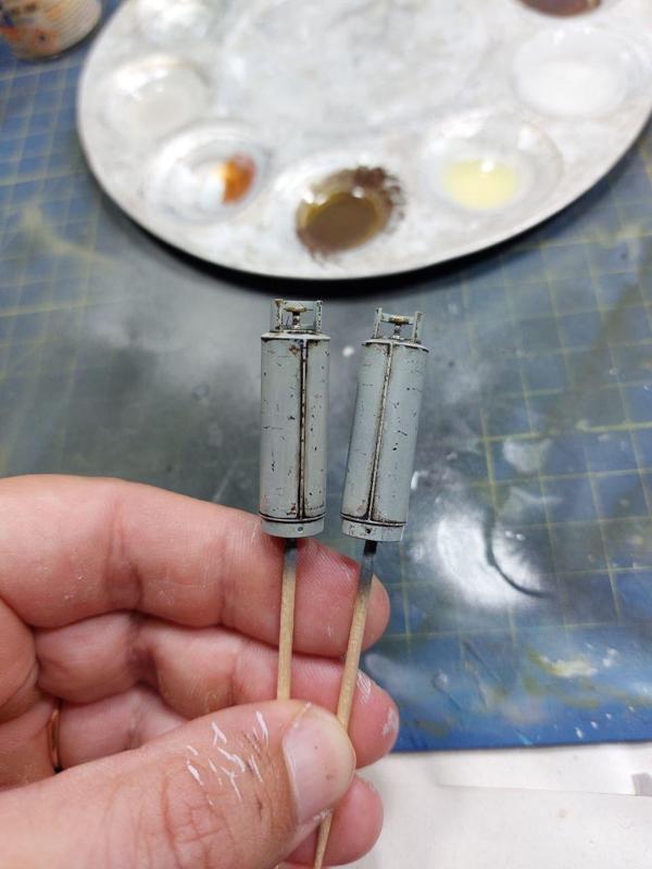 Gas cylinder 1:35 scale