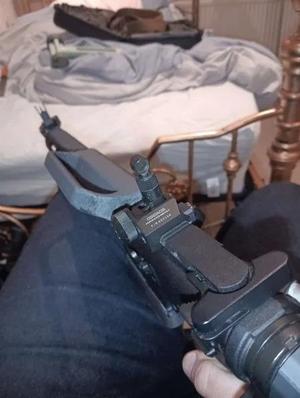 Over sized picatiny carry handle