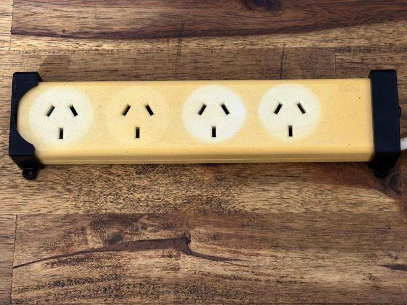 Power Strip mount 48x25mm v3