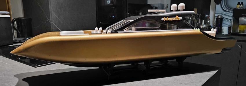 Mantis Sportyacht "One or Two" Jets Boat