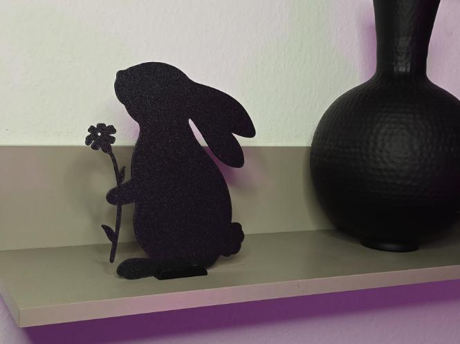 Easter bunny with flower