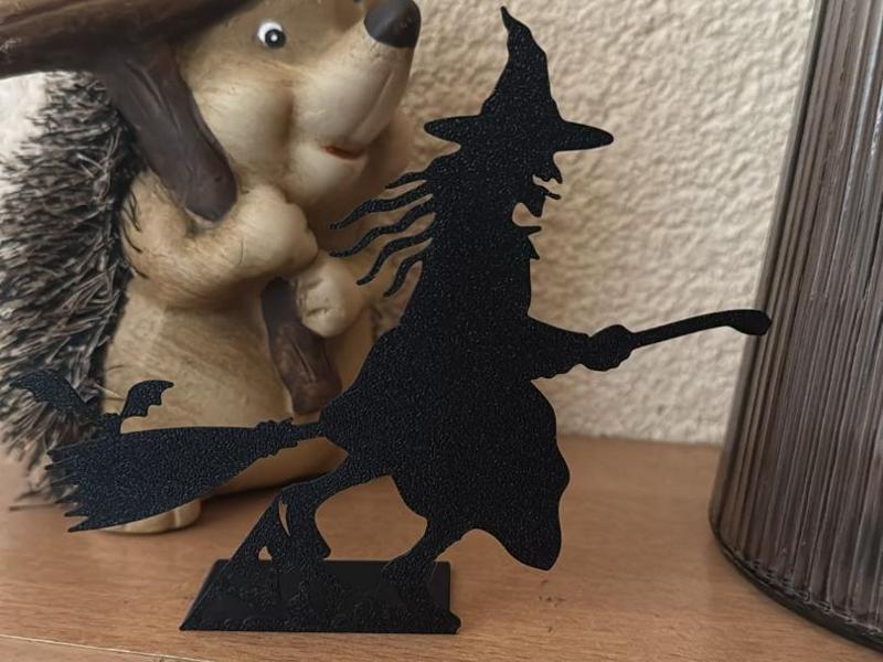 Halloween Witch Table Stand 3