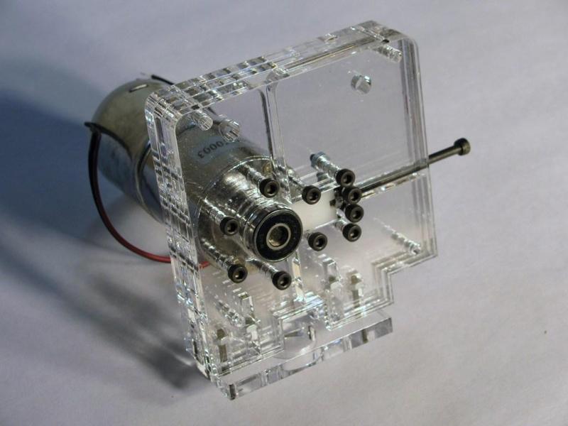 Drop in Paxtruder for MakerBot