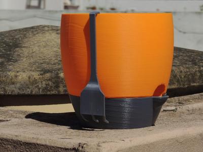 Self Watering Pot- Maceta de auto riego