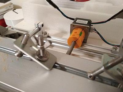 Claw coupler
