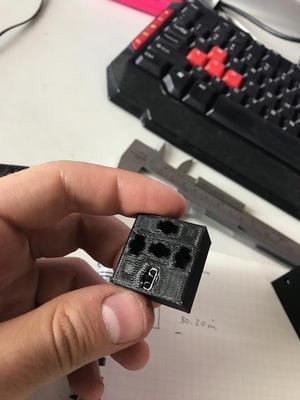 Minimalistic socket for 4-5 relay