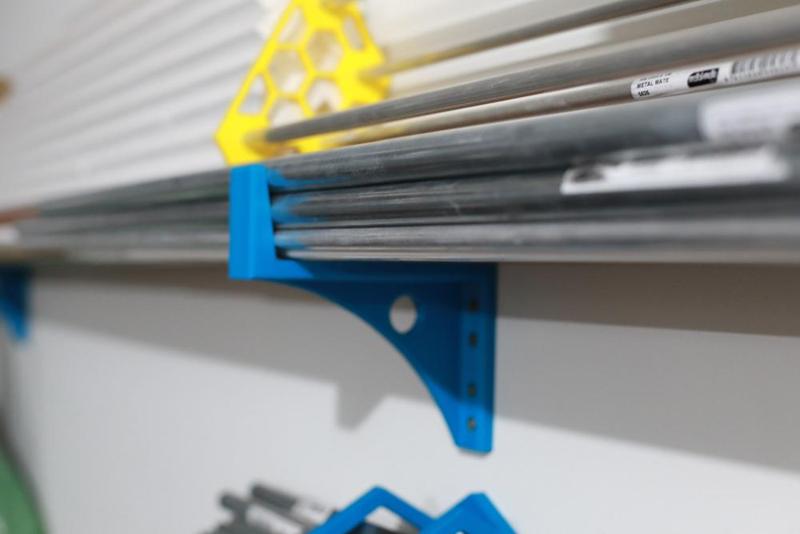 Large and Strong Wall Bracket