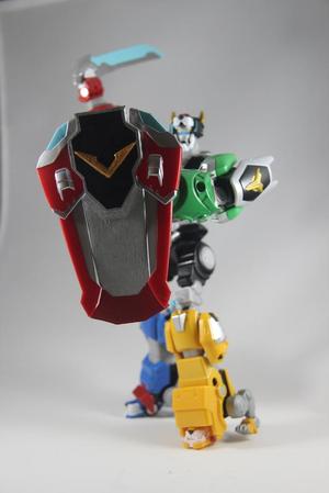 Metal Defender Voltron Shield