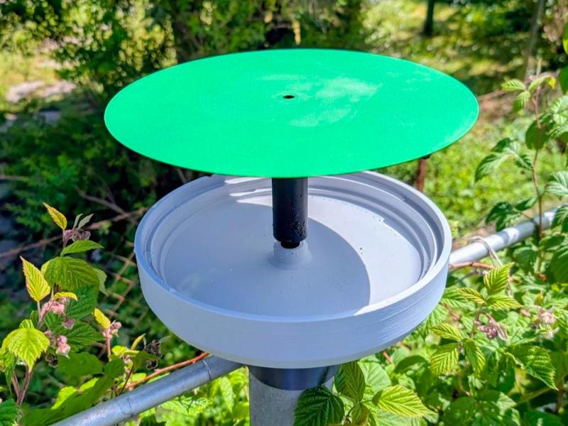 Bird bath for posts (60/70/80/90mm) + parasol