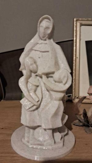Statue of Saint Paula Montal