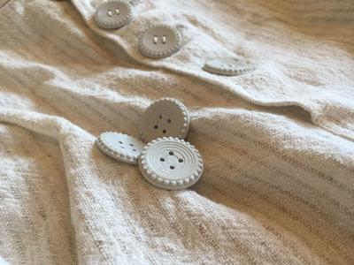 customizable Button with beaded edge