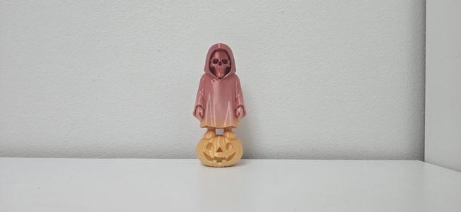 Halloween Ghost – The Autumn Spirit