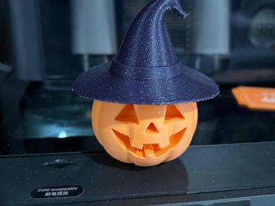 Pumpkin Witch – Zucca Magica di Halloween