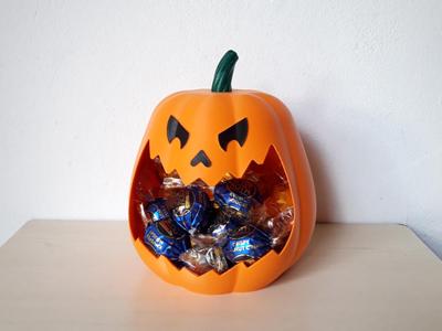 Halloween pumpkin bowl
