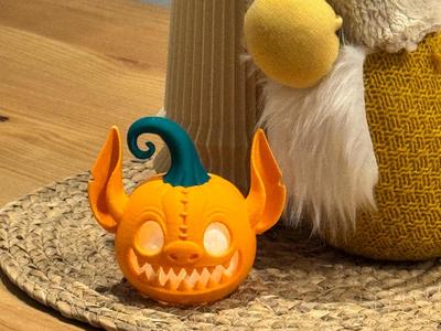 Stich pumpkin lantern