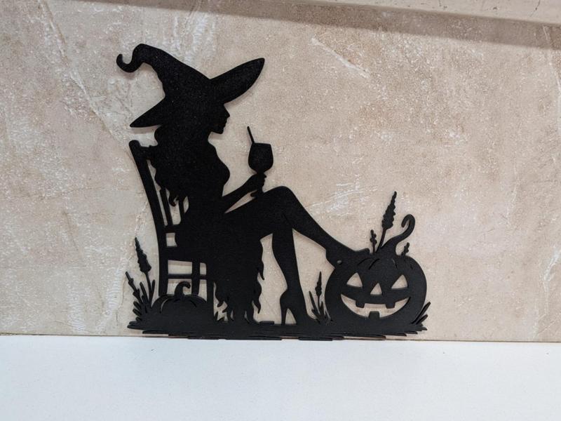 strega halloween
