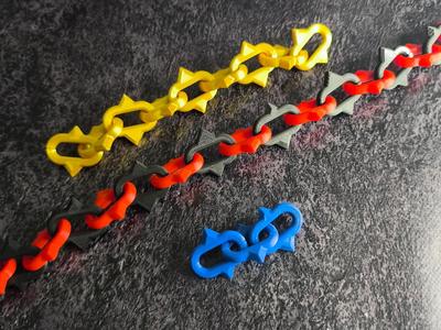 Spiked Chain - Two Asymmetrical Spikes