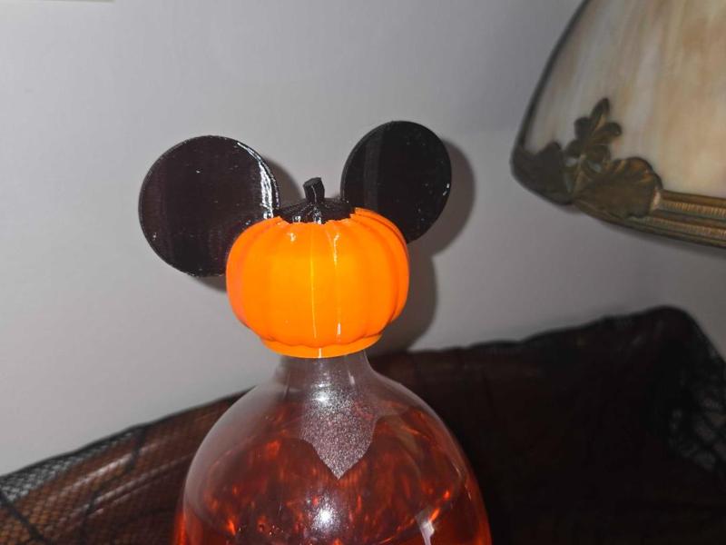 Bottle Top - Halloween Mickey / Minnie