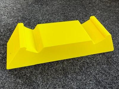 Golf Bag Holder for Pickup Truck