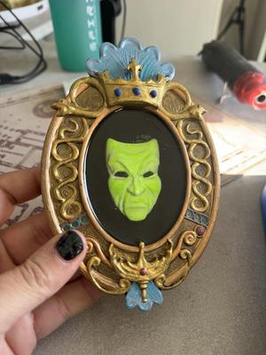 mirror on the wall - specchio delle mie brame snowhite